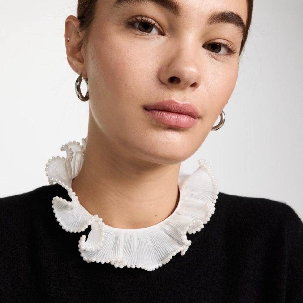 NWT Lele Sadoughi Juliana Pearl-Framed High-Neck Collar